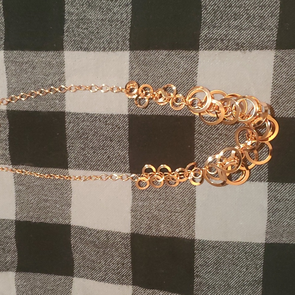 6/$10 Paparazzi rose gold tone necklace with earrings nwot